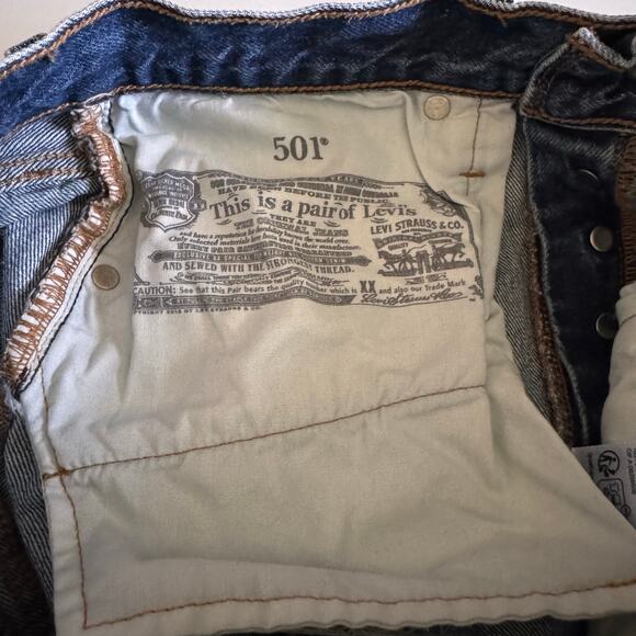 LEVI'S 501 Shorts‎ Distressed Classic Denim Button Fly Raw Hem Daisy Dukes Retro - Picture 8 of 13